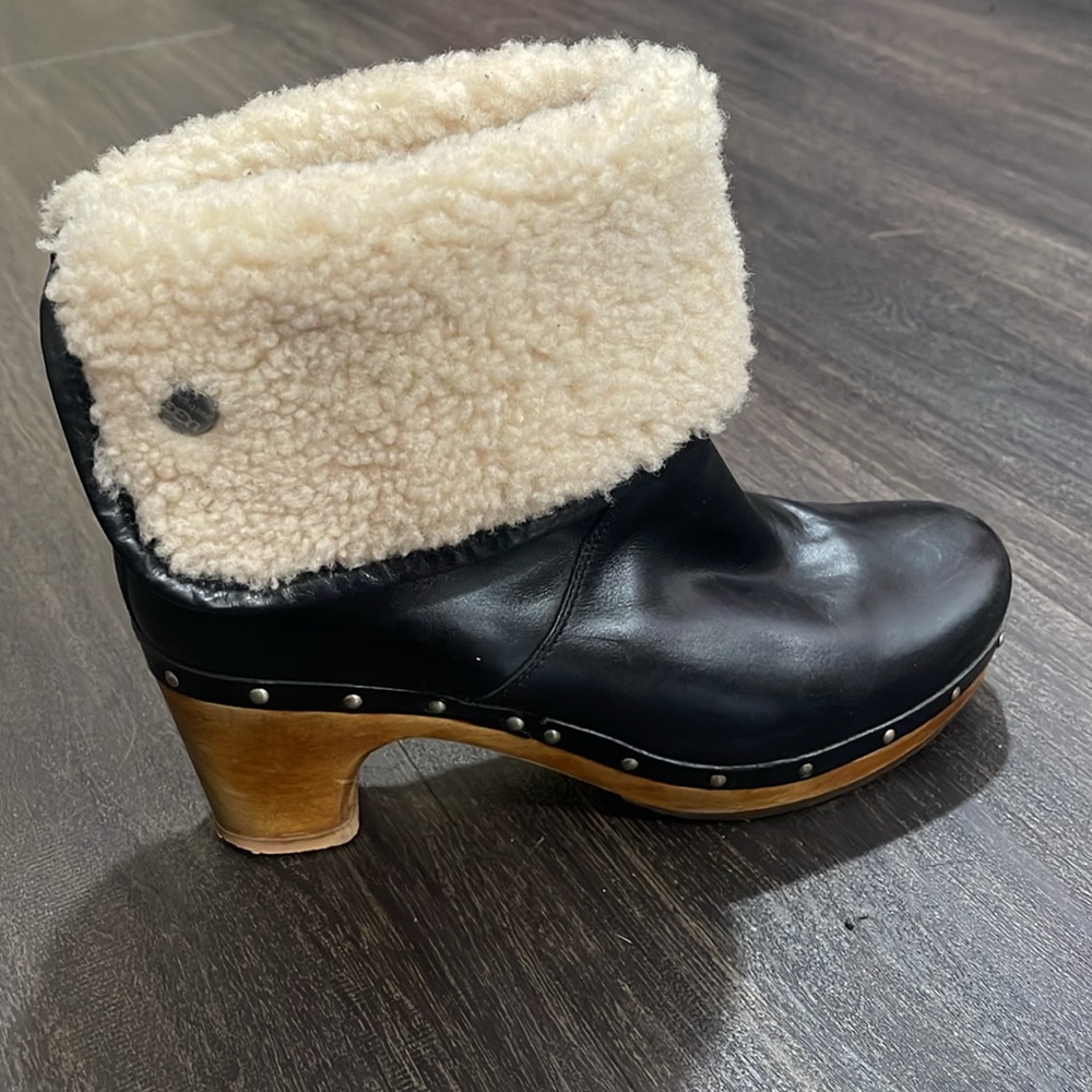 UGG Bootie Clogs - Picture 4 of 4